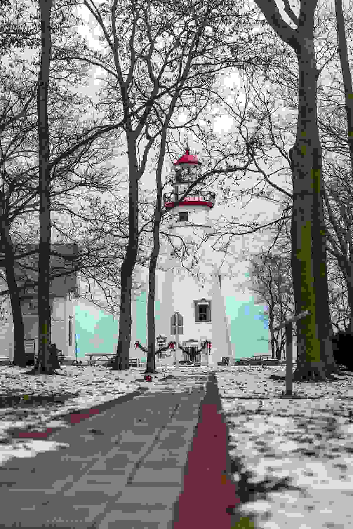 Marblehead Lighthouse on Lake Erie shoreline